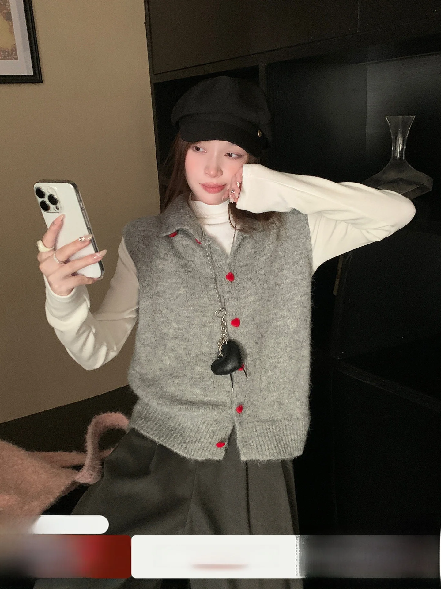 

ay Women's Knitted Cardigan Vest 2025 New Winter Inner Layered Wear Outerwear Thiened Wool Blend Fabric Strong Heating Index