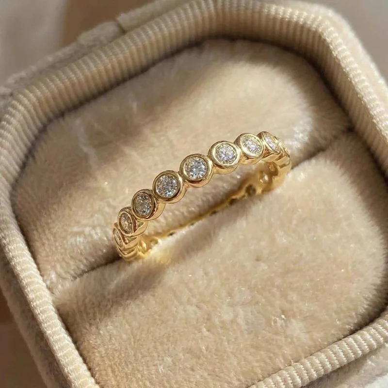 

Изысканное кольцо из стерлингового серебра 925 пробы с белым цирконом для женщин, модное украшение на палец, круглое кольцо для вечеринок