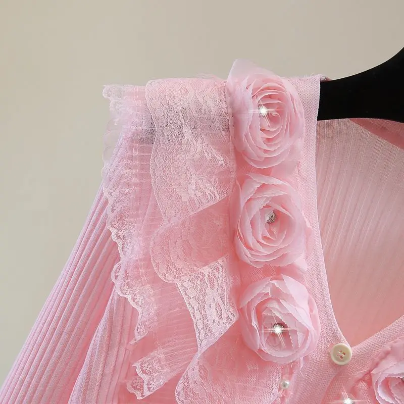 Mode Pullover Strickwaren Schwerindustrie Blume Lotusblatt Rand V-Ausschnitt Eis Seide Sonnenschutz Pullover Nagel Perle Spitze Strickpullover