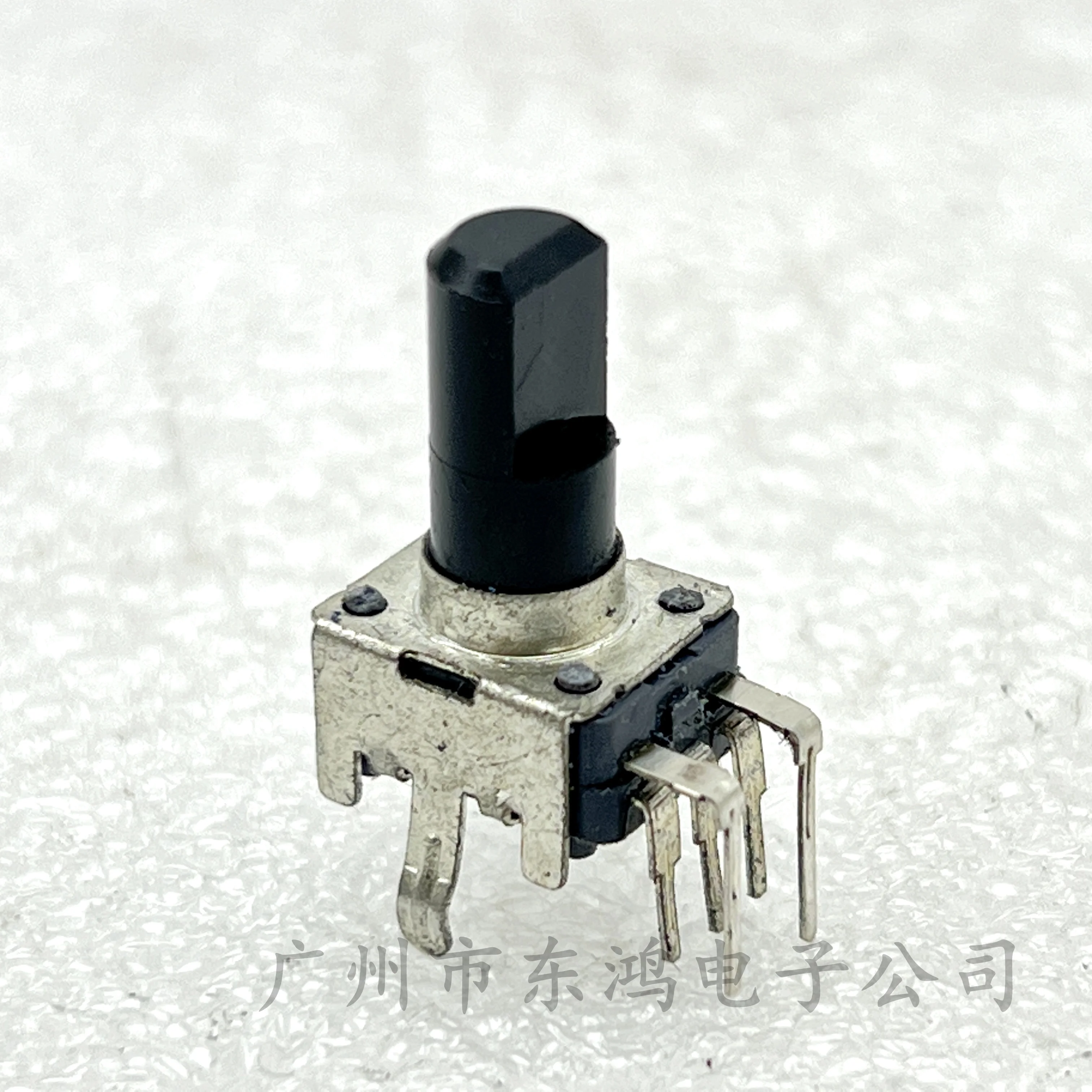 1 Shengwei RK09 type potentiometer duplex vertical 5-pin B10K 13MM shaft
