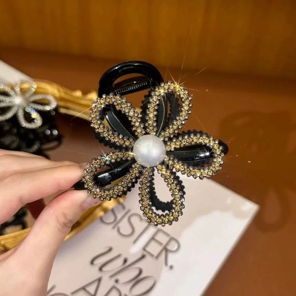 Creative Zircon Rhinestone Shark Clip Korean Style Headwear Flower Pearls Shark Clip Diamond Hollow Shiny Hair Claw Female