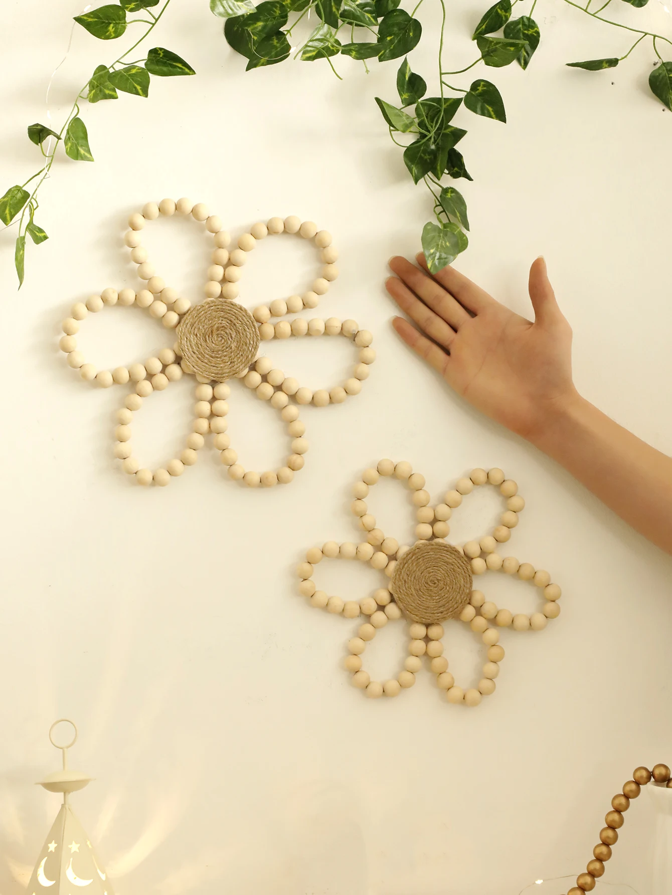 Wooden Beads Flower Hanging Home Decoration Spring Floral Wreath Boho Wall Decor Garland Farmhouse Wreath For Front Door Crafts