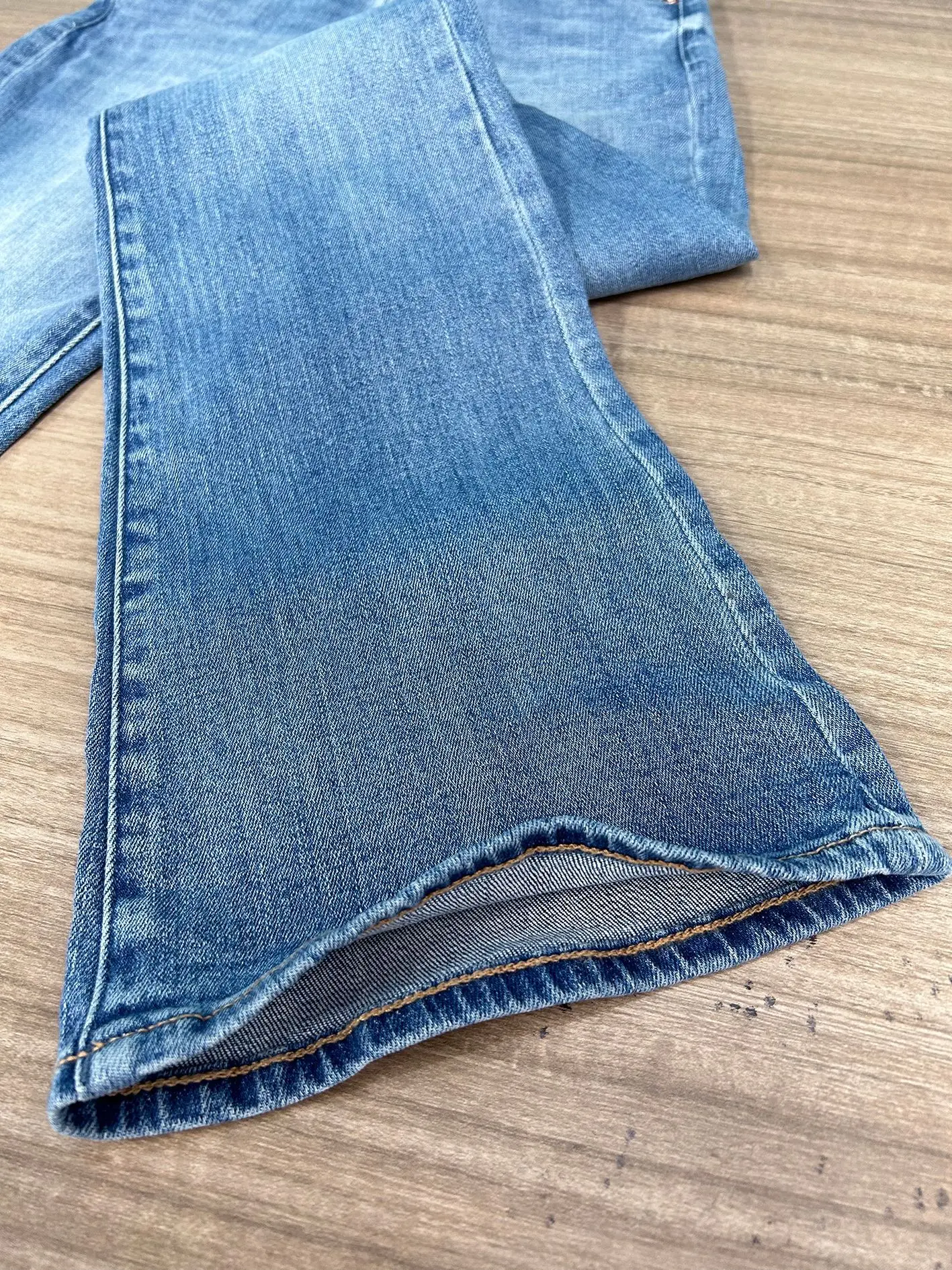 Celana jeans wanita, celana denim biru muda pinggang tinggi