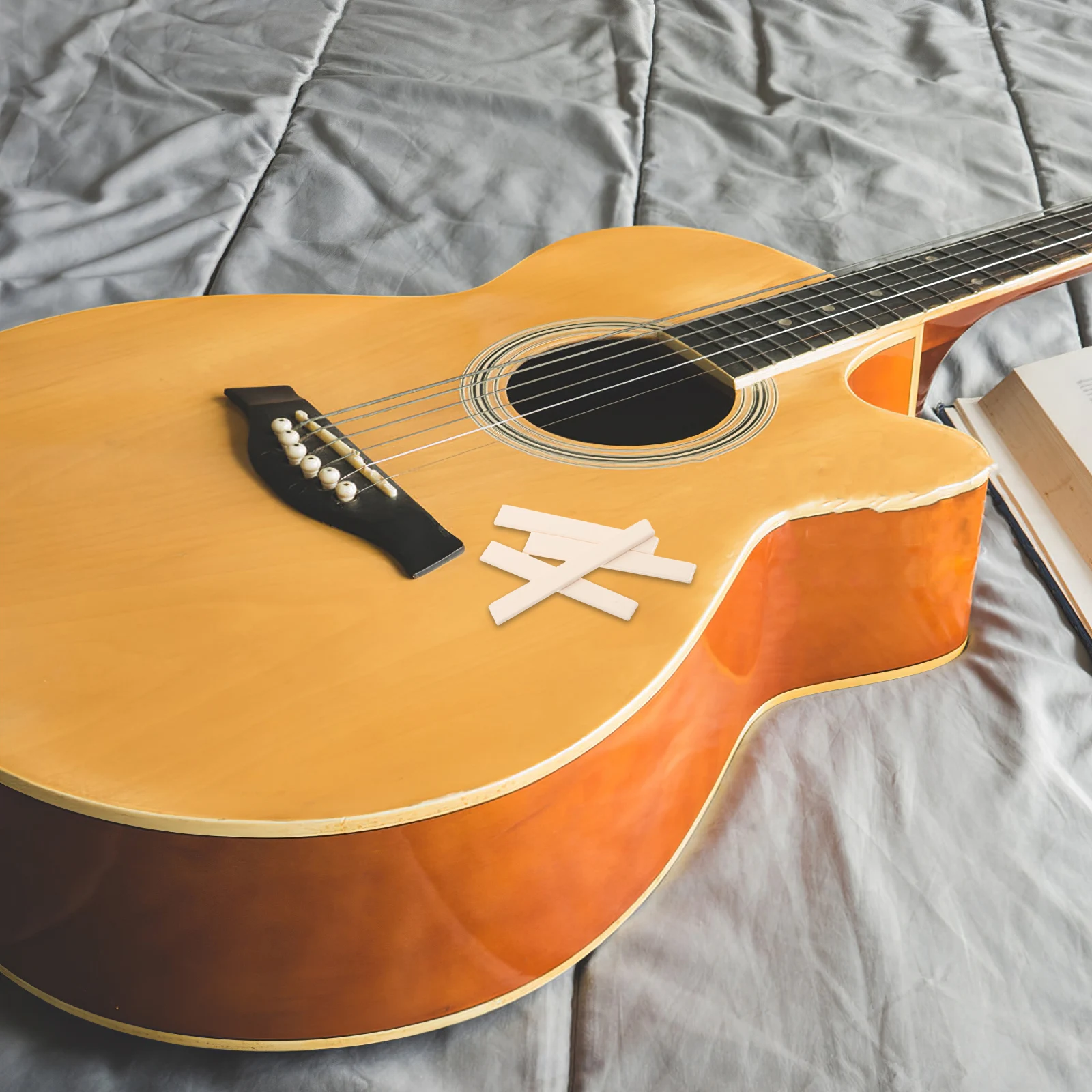 

4pcs Guitar Bridge Saddle High Density Plastic Bone Acoustic Sound Quality Comfortable Playing Classic Design Longlasting