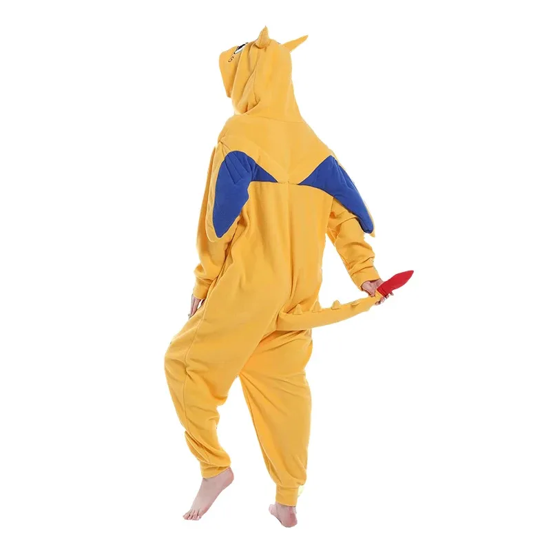A 002 Bear House النساء نيسيي Charizard الكرتون Kigurumi منامة تأثيري حلي الكبار الصوف Homewear مضحك واحد P جديد 2025 I8I9