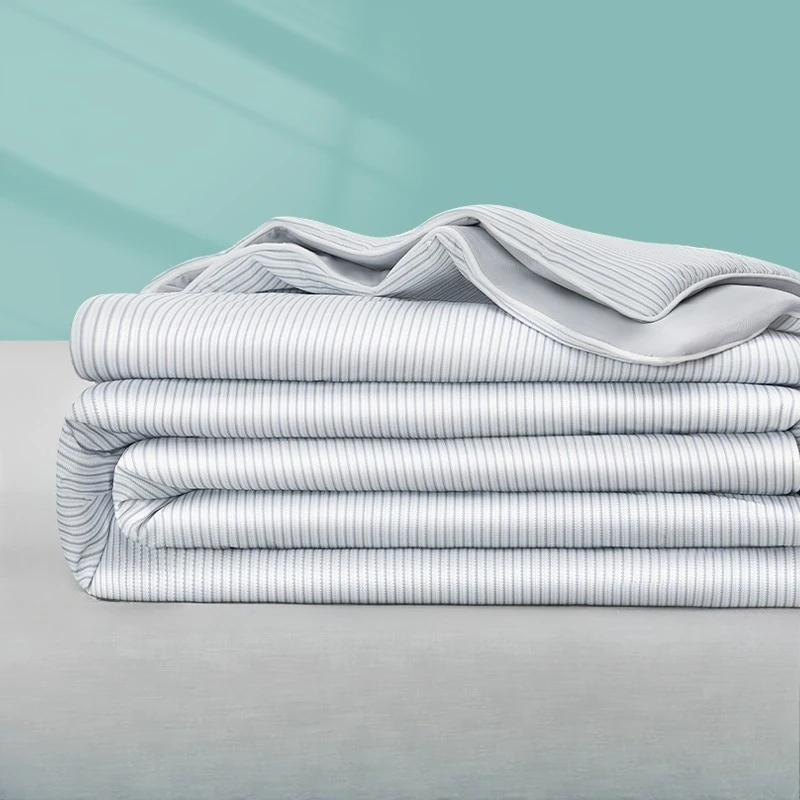 

2025 new class A high gram weight summer blanket (10% spandex) mica cool feeling ice silk summer quilt summer cool quilt