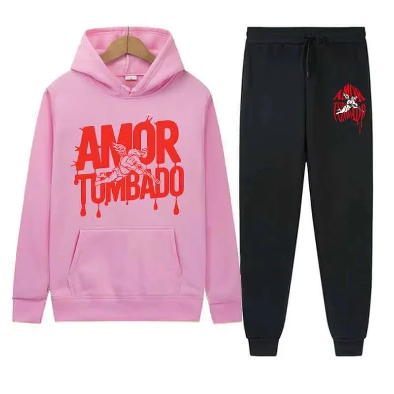 2025 Uomo Grigio Casual Set a due pezzi Primavera Autunno Lettera rossa Stampa Felpa con cappuccio Tasca grande Top Pantaloni Felpe St Fashion Sport Suit