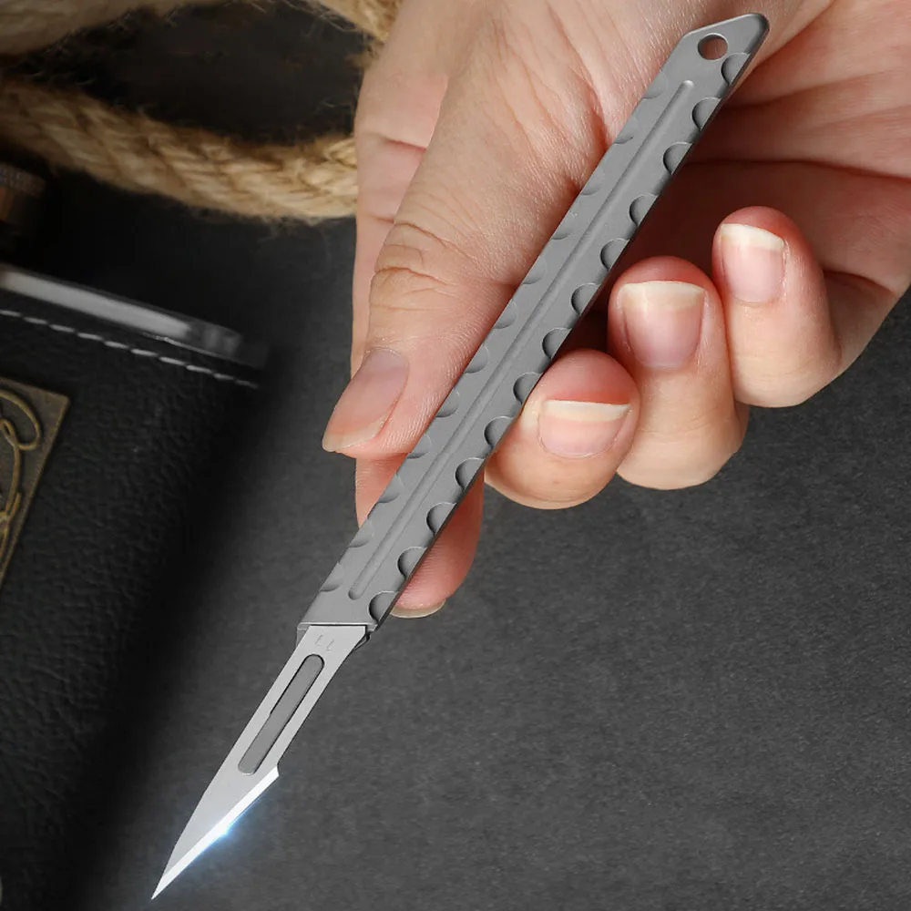 Imagem -04 - Titanium Alloy Bolso Bisturi Faca Sharp Mini Utilitário Portátil ao ar Livre Emergência Ferramentas de Autodefesa 10 Pcs 11 Lâminas