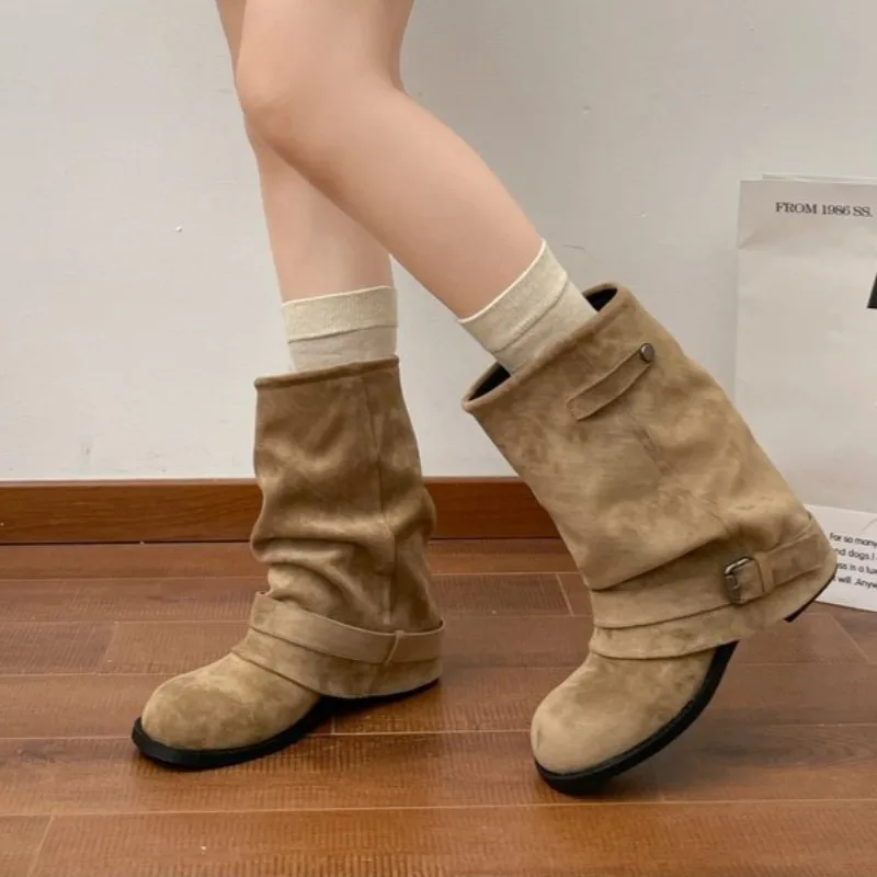 2026 New Round Toe Metal Belt Buckle Pleated Stack Vintage Block Heel Shortho Boots