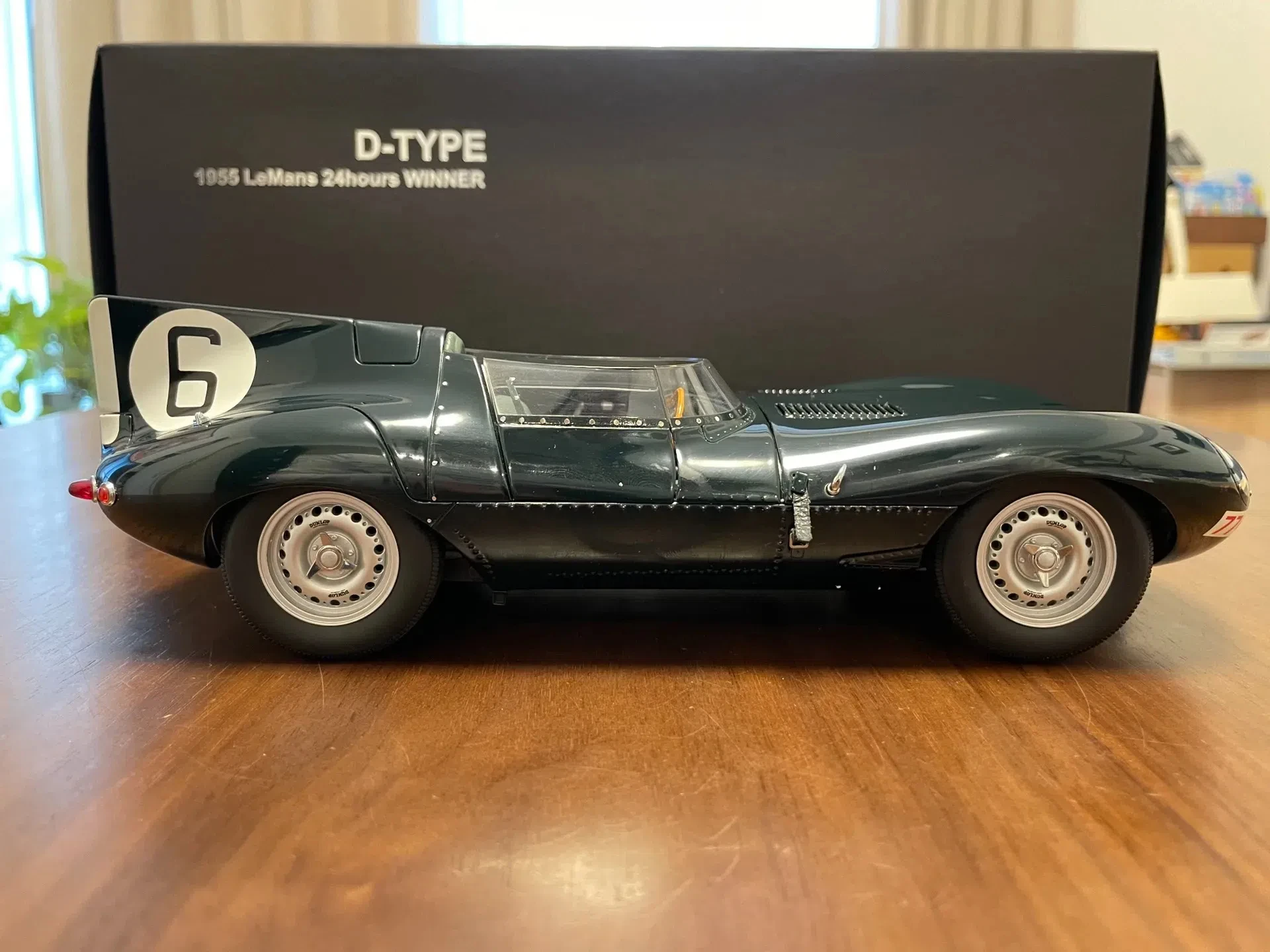 Autoart 1:18 D Type 1955 Le Mans Champion Simulation Limited Edition All Open Alloy Metal Static Car Model Toy Gift