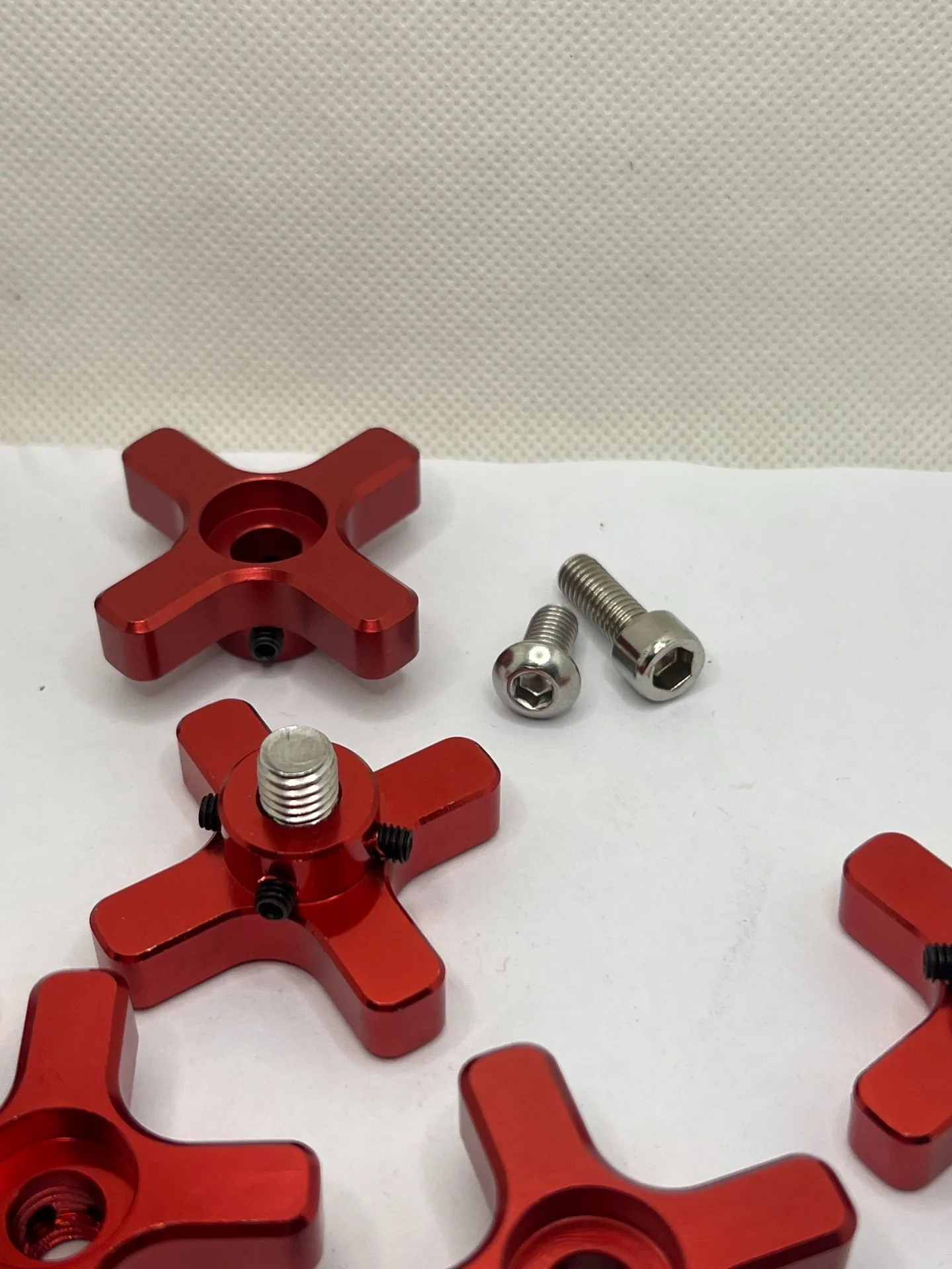 Small red umbrella screw head M6 hand screw M8 plum blossom screw head