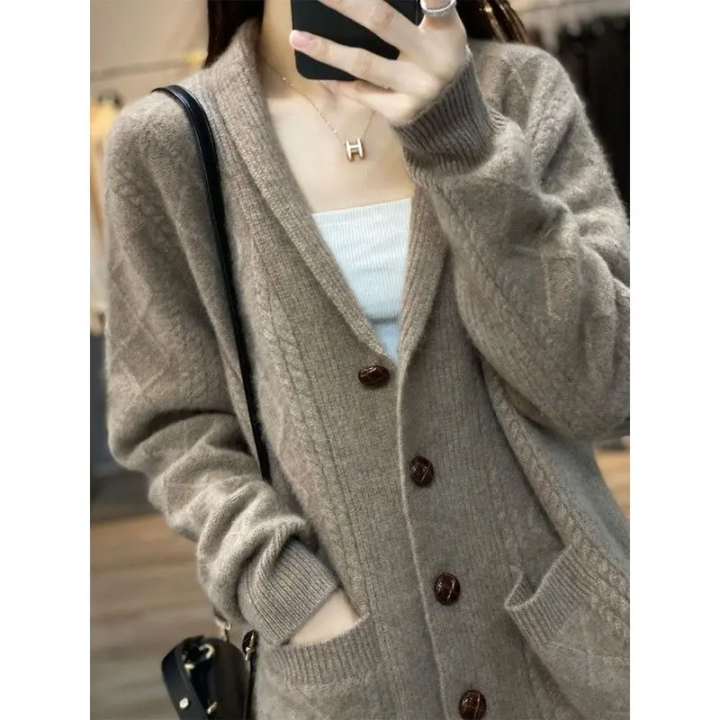 Women's Autumn and Winter New Fashion Elegant V-neck Solid Long Sleeve Knitwear Casual Versatile Loose Commuter Popularity Tops
