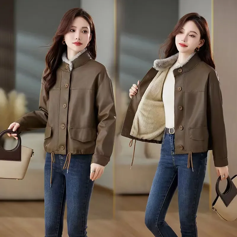 패션 벨벳 두꺼운 따뜻한 가짜 가죽 자켓 가을 겨울 새로운 스탠드 업 칼라 짧은 기관차 코트 여성 느슨한 Outwear T1481