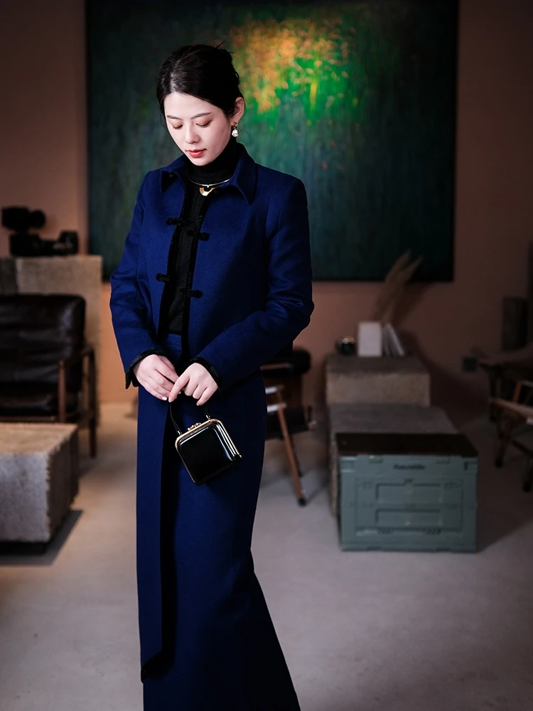 

Ele Limited Edition Gem Blue 00 шерстяной бархатный комплект для женщин модный утягивающий китайский дизайн на пуговицах