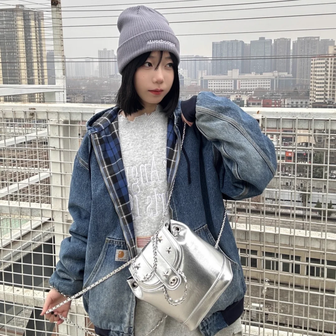 여성용 배낭 세련된 실버 휴대용 배낭 통근 모든 경기 Schoolbag 고가치 핸드백 휴일 선물 여행 가방