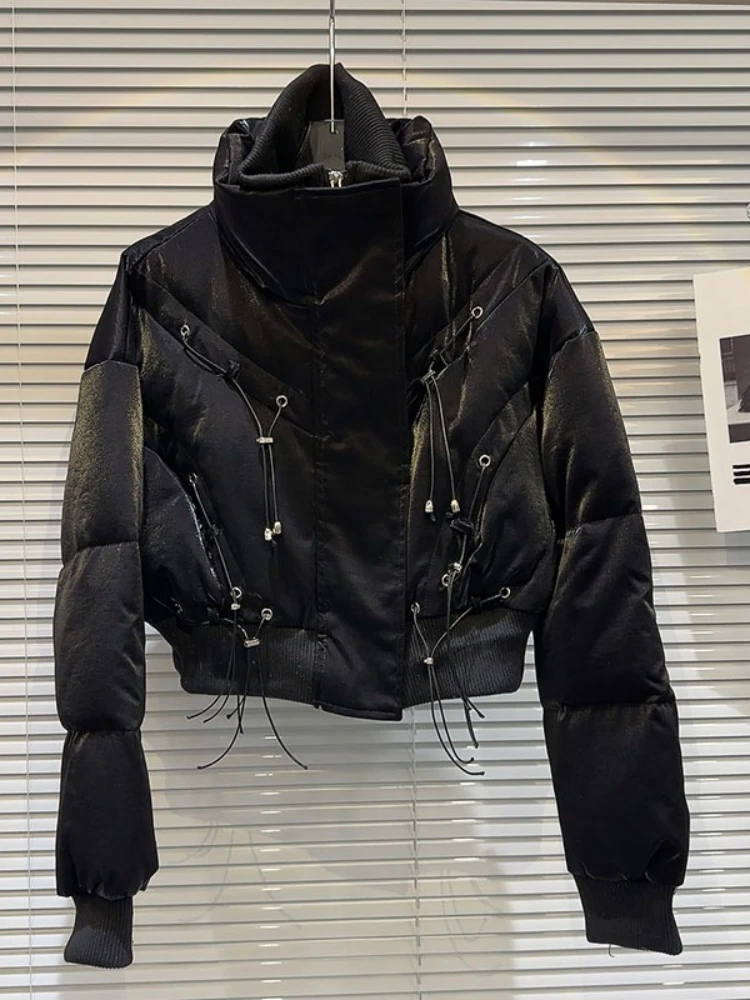 2025年冬新作 ニッチデザイン スパイシーガール ドローストリングストラップ ダブルレイヤーカラー ブライトフェイス ファッションストリート 暖かいダウンジャケット