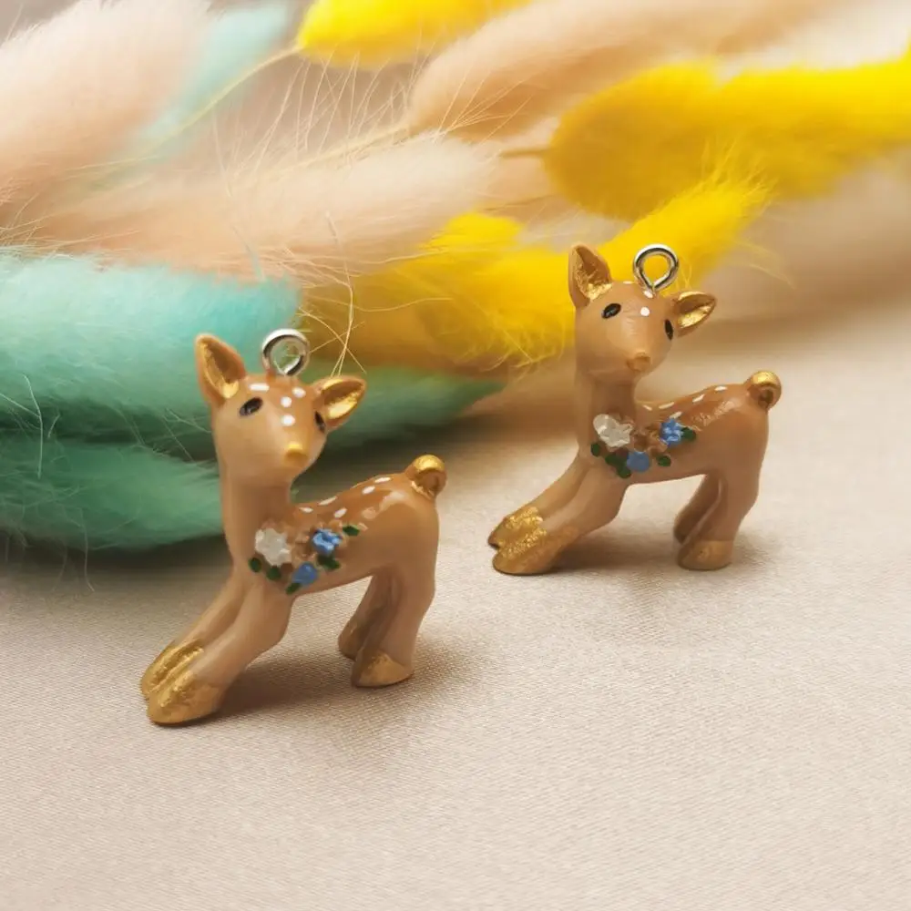 10pcs 3D Elk Deer Resin Charms Pendants Cute Flowers Deer Charm For DIY Jewelry Accessories Earring Keychain Finding Xmas Decor