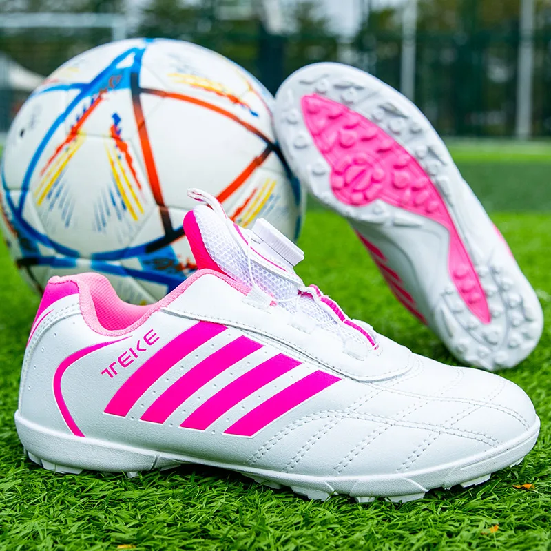 

New Men Football Shoes Sport Wear Resistant Professional Soccer Shoes Students Indoor Grass Society Training Football Boots