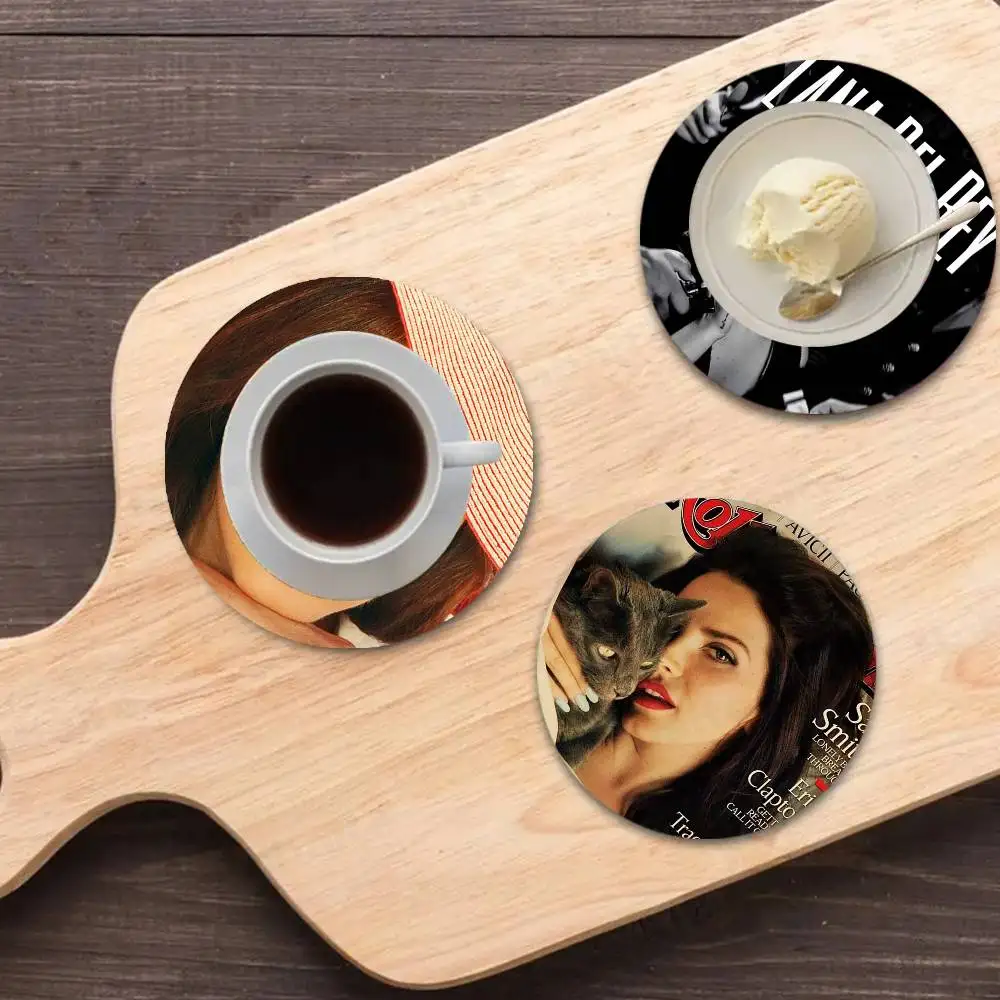 Grammy Classic Music L-Lana D-Del Rey Themed Wooden Coaster Non-Slip Heat-Resistant Fun Dining Table Decoration Cafe Restaurant
