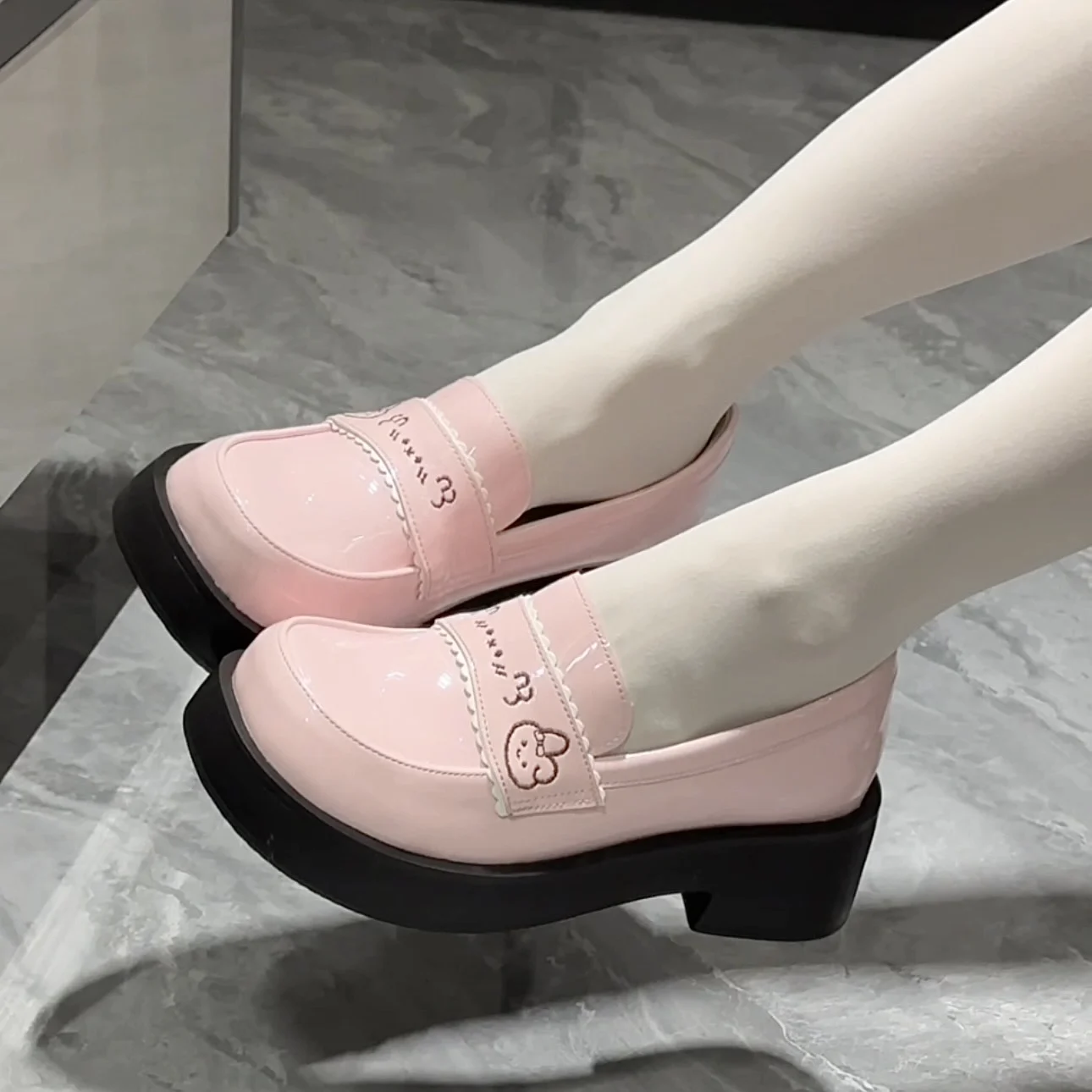 2025 Spring Summer New Black Pink Brown Embroidered Rabbit Versatile Round Toe Mid-Heel Waterproof Non-Slip JK Uniform Shoes