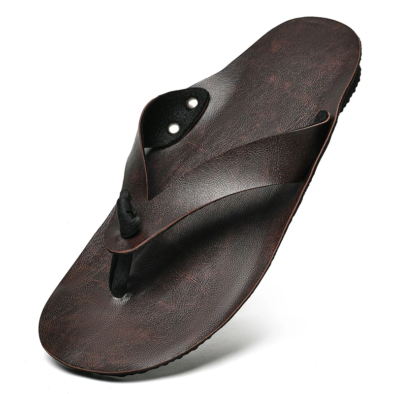 Summer Men's Fashionable Flip-Flops with Wide Last and Large Size for Outdoor Leisure
