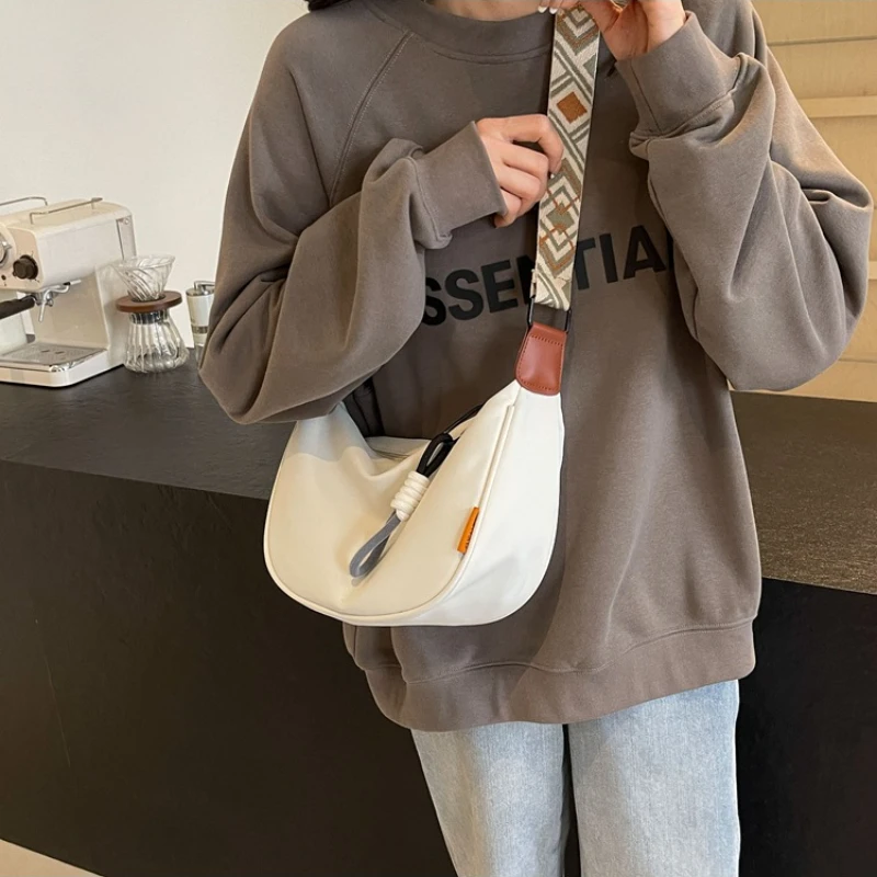 Bolsa Hobo Versátil para Mulheres, Bolsa Crossbody Única, Bolsa de Ombro, Banda Larga Esportiva Elegante, Lazer