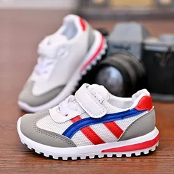 Sneakers in rete per bambini comode scarpe da corsa per bambini traspiranti ragazzi ragazze calzature Casual studenti scarpe antiscivolo con fondo morbido