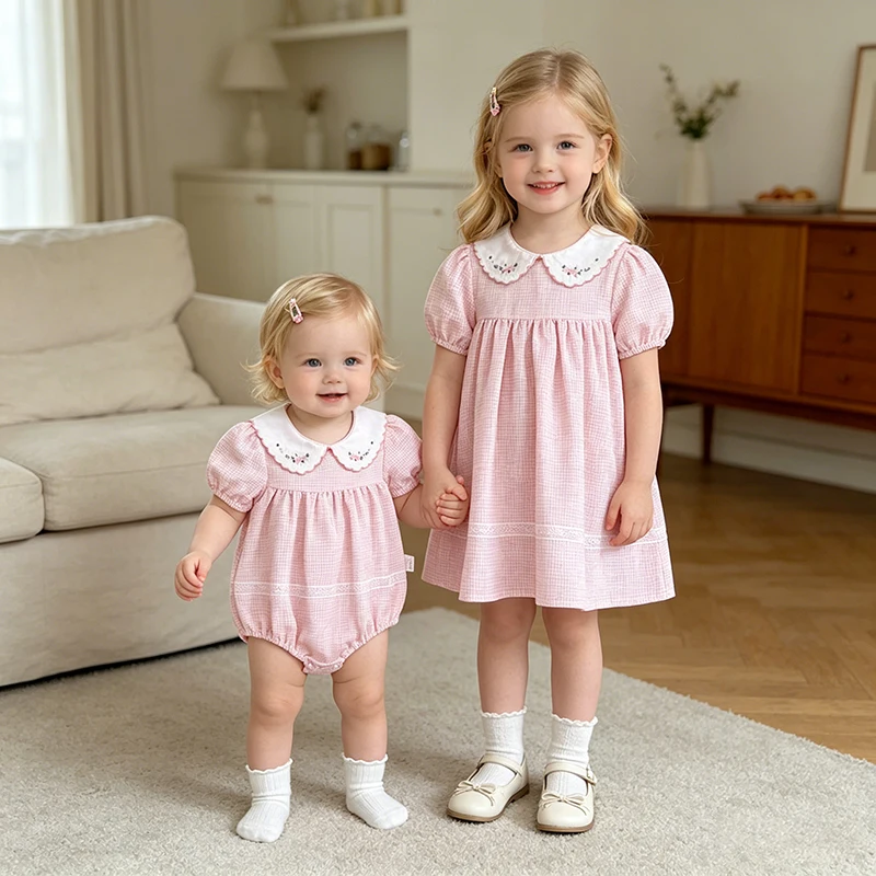 2026 Sommer 0-24M Baby Mädchen Bestickter Kragen Karo-Body 2-6 Jahre Kinder Karo Süßes Party-Kleid Kurzarm Rosa Schwesterkleid