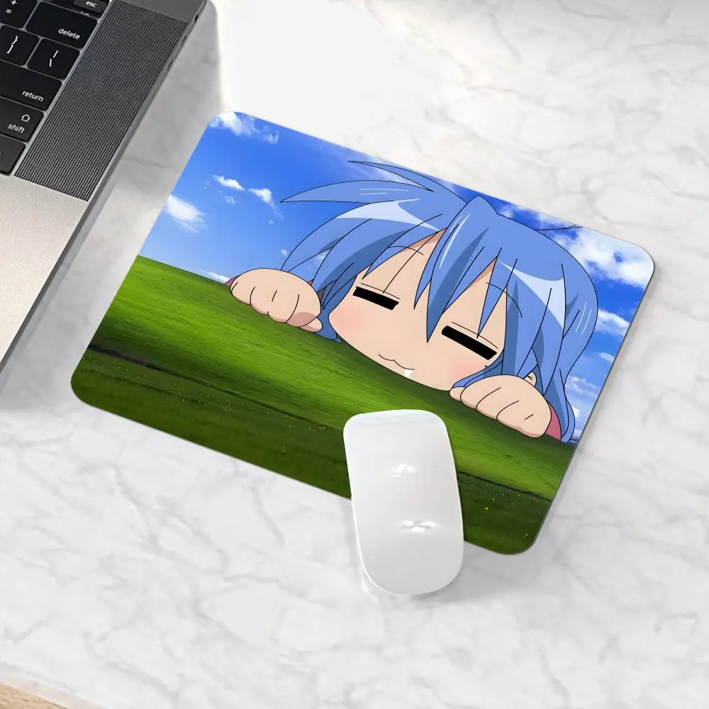 

Lucky Star Mouse Pad Anime Mousepad Konata Izumi Mouse Mat Pad for Computer Mouse Peds Cute Carpet Kawaii Rug Blue Desk Mats