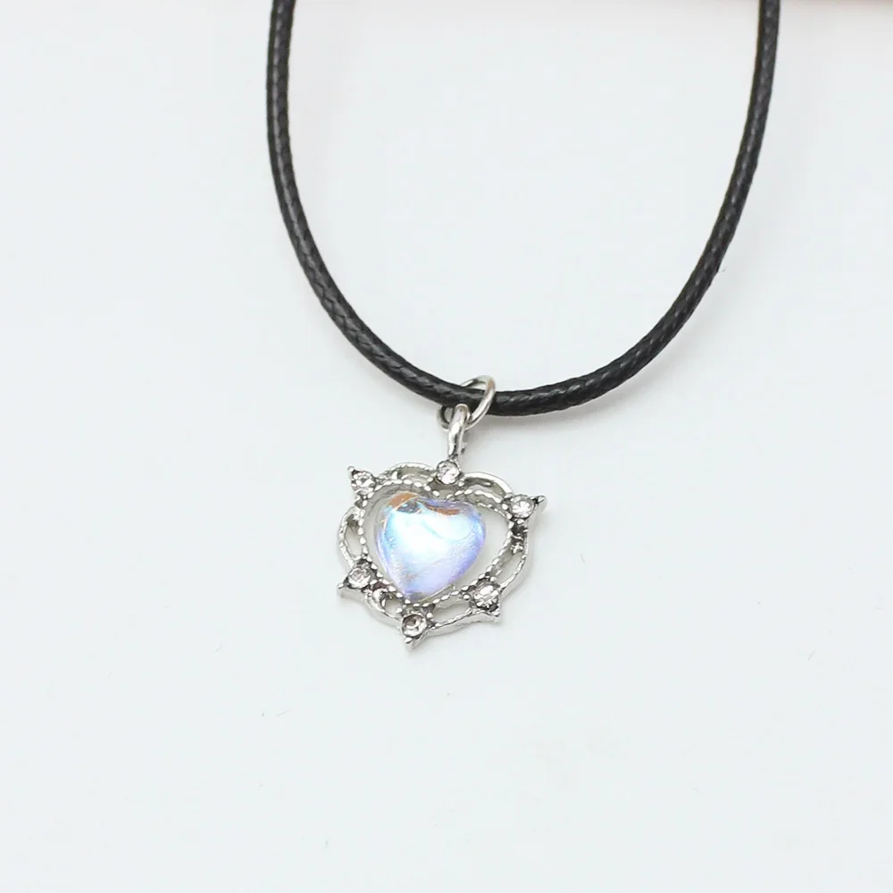 Gradient Heart Pendant Chain Necklace for Women Korean Popular Goth Black Wax Line Illusory Color Charm Clavicle Jewelry