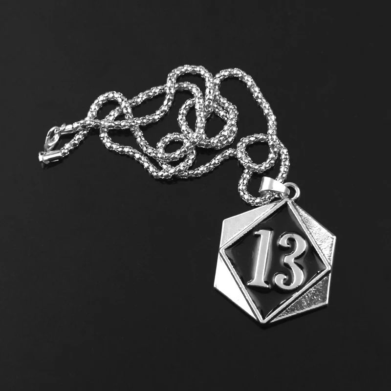 Number 13 Pendant Metal Jewelry High Polished Fashion Key Ring Silver Color Carved Word Biker Men Pendant Keychain