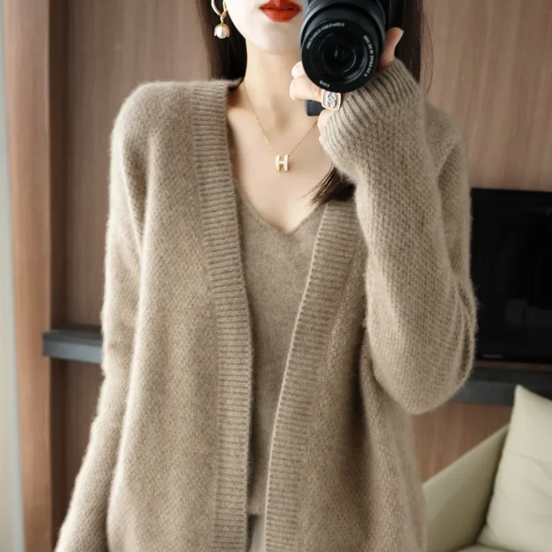 Autumn Ainter New Style V-neck 100% Pure Wool Cardigan Sweater Loose Casual Knitted Women\'s Long Sleeve Coat