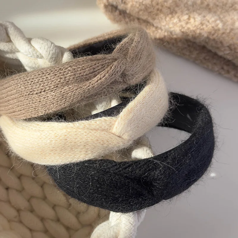 Jesień/zima nowe klasyki dzianinowe wiązane opaski na głowę moda pluszowa jednokolorowa szeroka opaska do włosów damska Retro Temperament obręcz do włosów