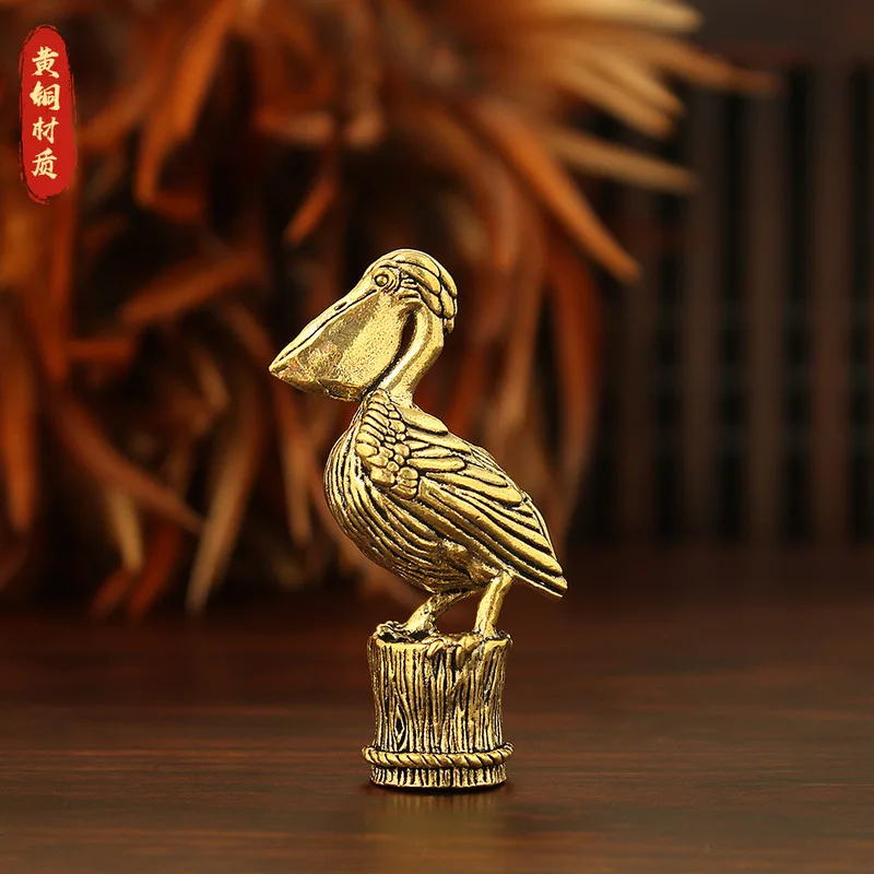 Brass pelican ornament, creative pet, large-billed bird, micro-landscape decoration for office tea table, aquarium decoratio
