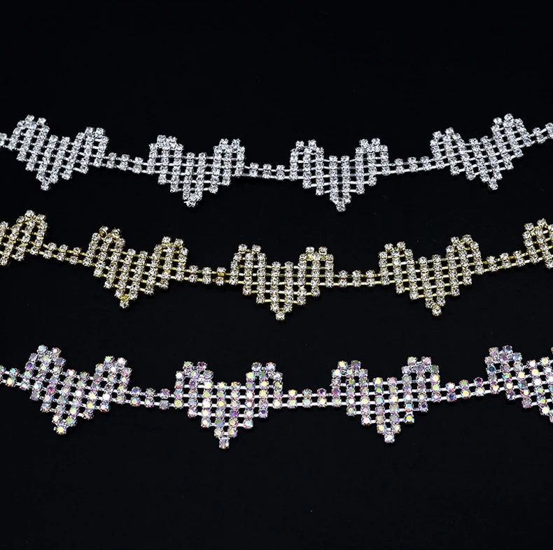 10 Yards Strass-Kettenbesatz Kristall-Diamant-Accessoires DIY-Handwerk Hochzeits-Party-Geschenk-Dekoration Herzförmiges Strass-Band – Detail 1