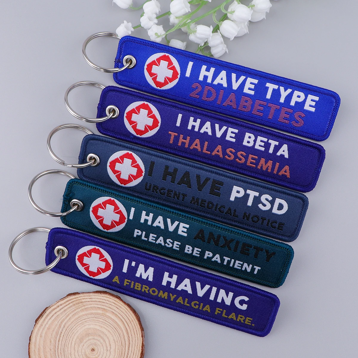 ADHD سرطان الثدي الوعي التطريز مفاتيح Fobs الصحة العقلية KeyTags المفاتيح للنساء حلقة رئيسية اكسسوارات مجوهرات هدية 1 قطعة
