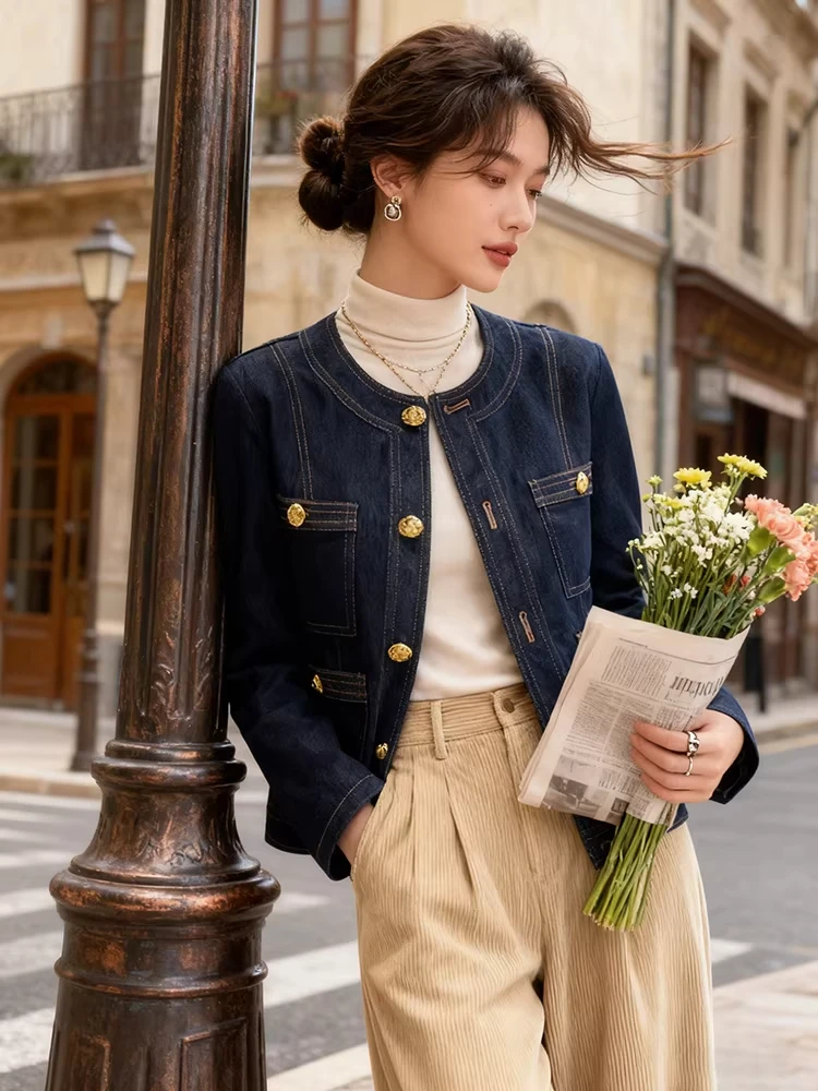 

Loose Fit round Ne Denim Jaet Women's Faion Outerwear ort Sle Casual Straight Tube ape Blue Color Brand Button