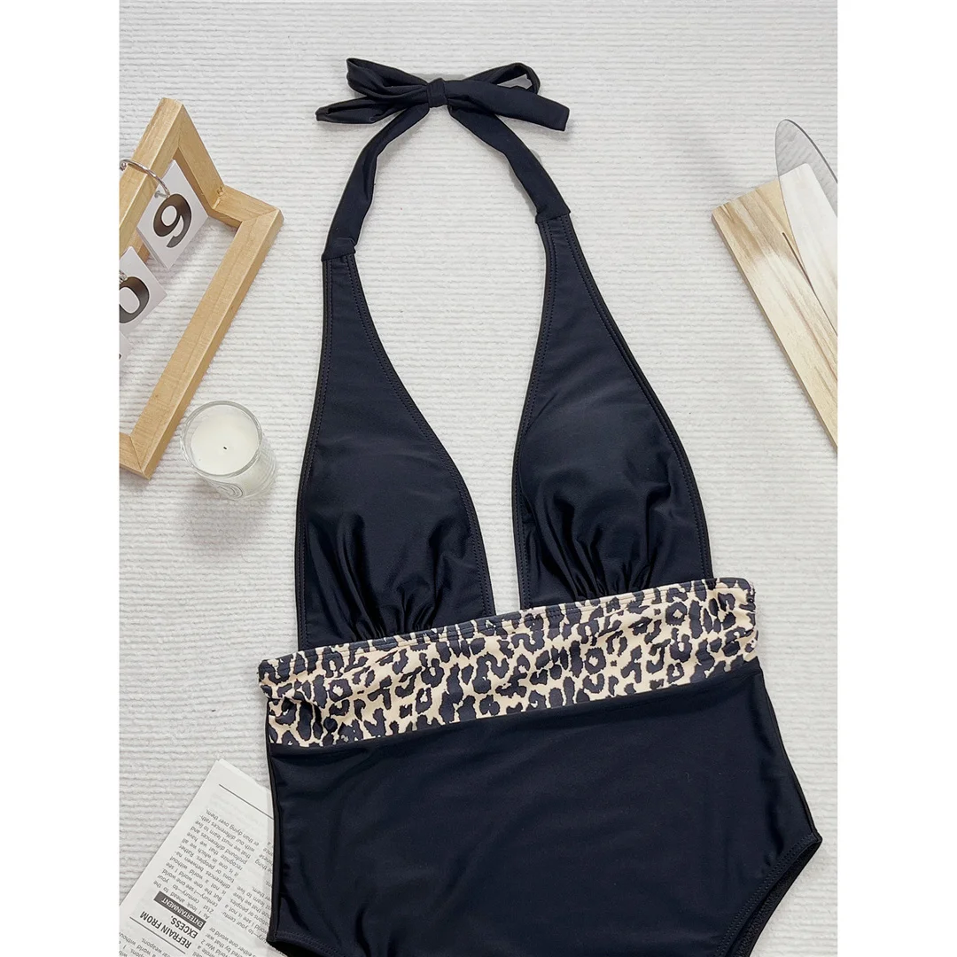 Neuer, aufreizender Badeanzug mit Leopardenmuster, tiefem V-Ausschnitt und Neckholder-Design, einteiliger Badeanzug für Damen, Badebekleidung, Badeanzug V5882. – Detail 11