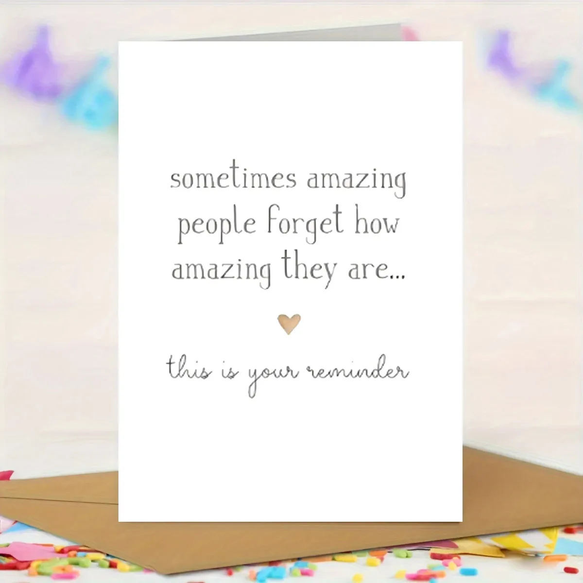 1 kreative und interessante Ermutigung, positives Geschenk, minimalistische inspirierende Grußkarte aus Papiermaterialien.