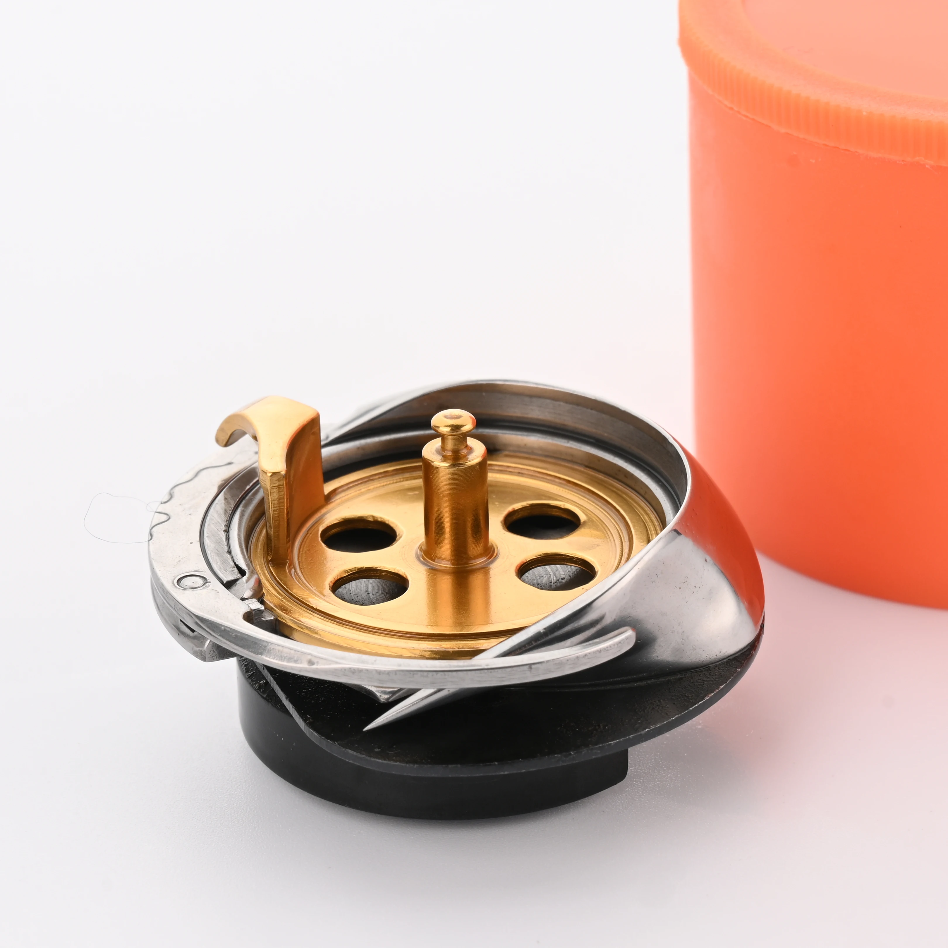 

130.12.501 ROTARY HOOK for SINGER HR221, Refrey 417, 428, 430, Bernina 217, 317, 517 SEWING MACHINE 004078.700.00 / B-814-2 Hook