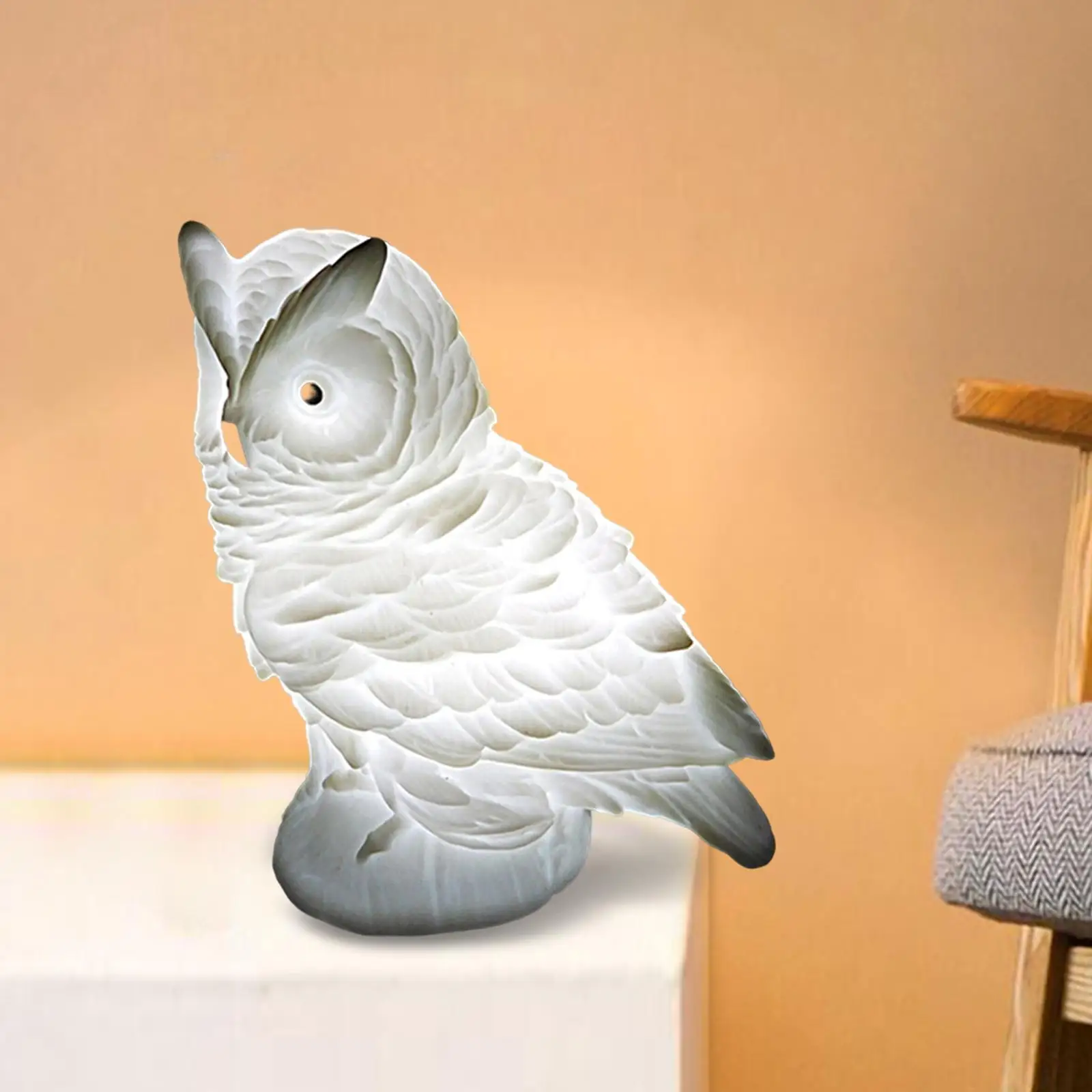 Exquisite Owl Shape Animal Shade Desk Lighting Night Light Shell for Wedding Decor Desk Lights Decorative Feather LED Table Lamp image 3
