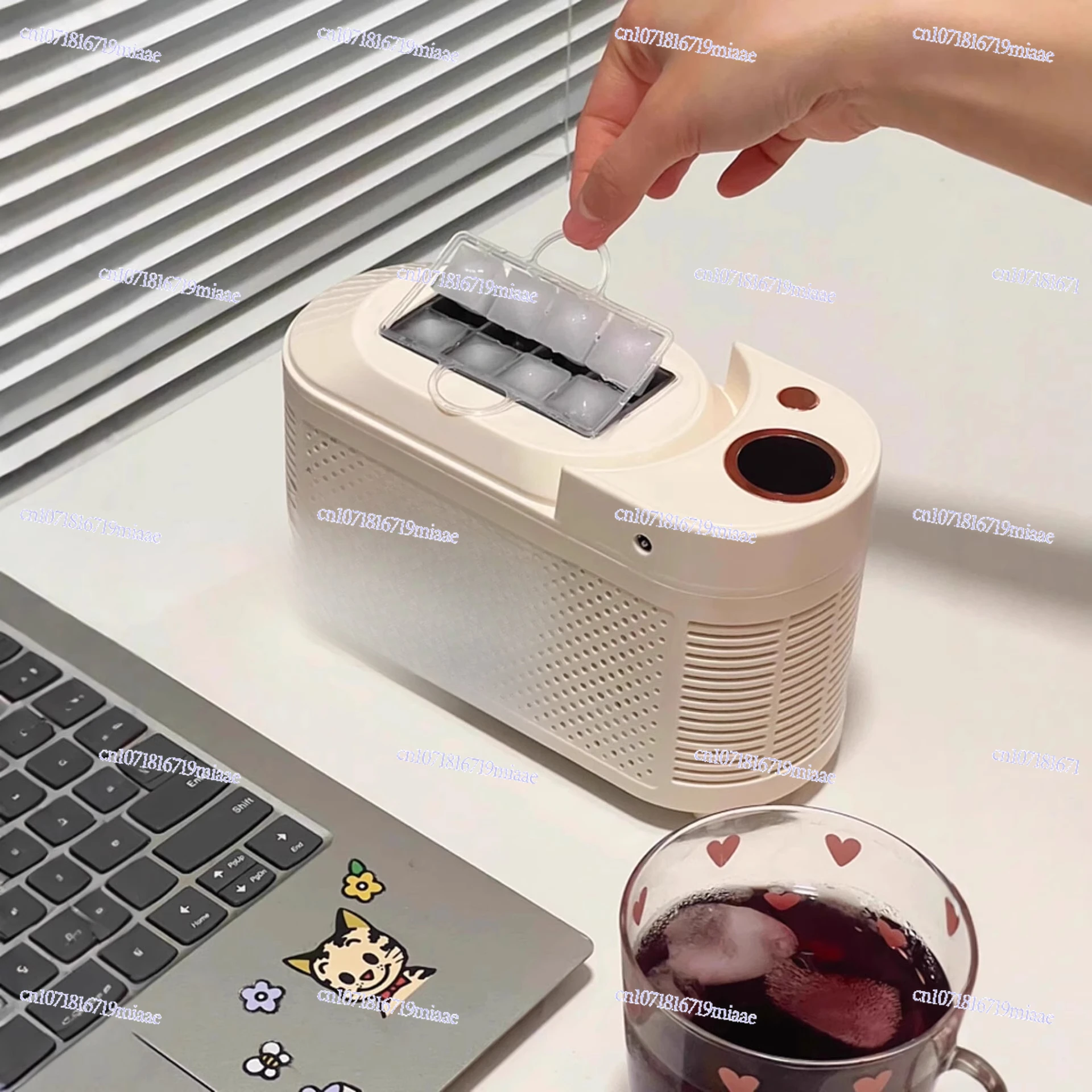 Ice Maker Home Mini Dormitory Office Ice Cube Maker Camping Portable Car
