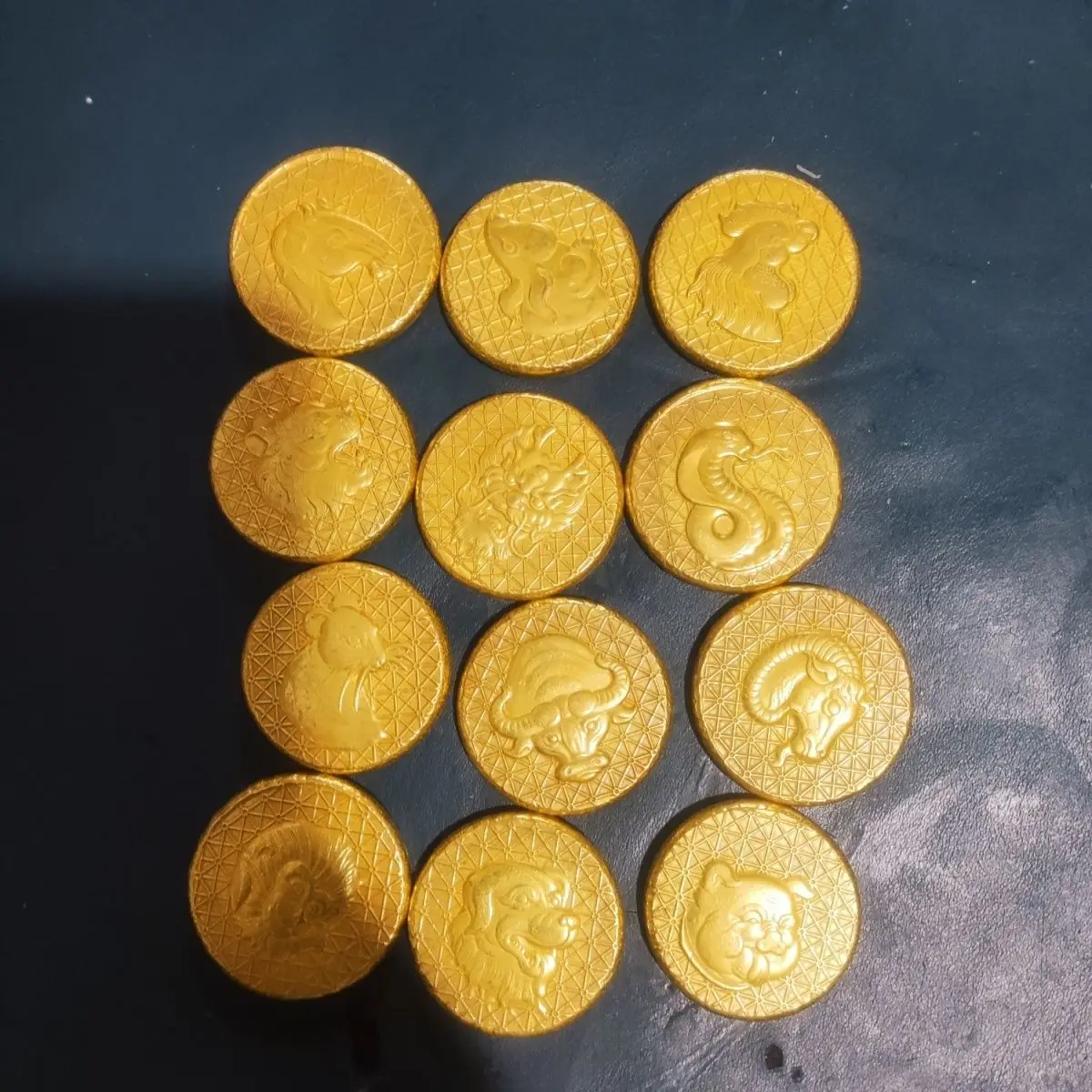 Antique collection twelve zodiac signs gold coins,  cakes, gilt Daqing one or two single price