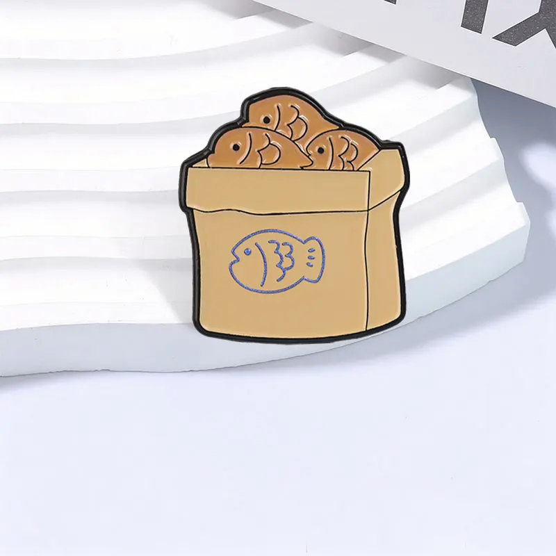 Cartoon Taiyaki Fish Snack Bag Enamel Pin Japanese Dessert Stacked Fish Cakes Brooch Bag Clothes Badge Jewelry Gifts for Friends