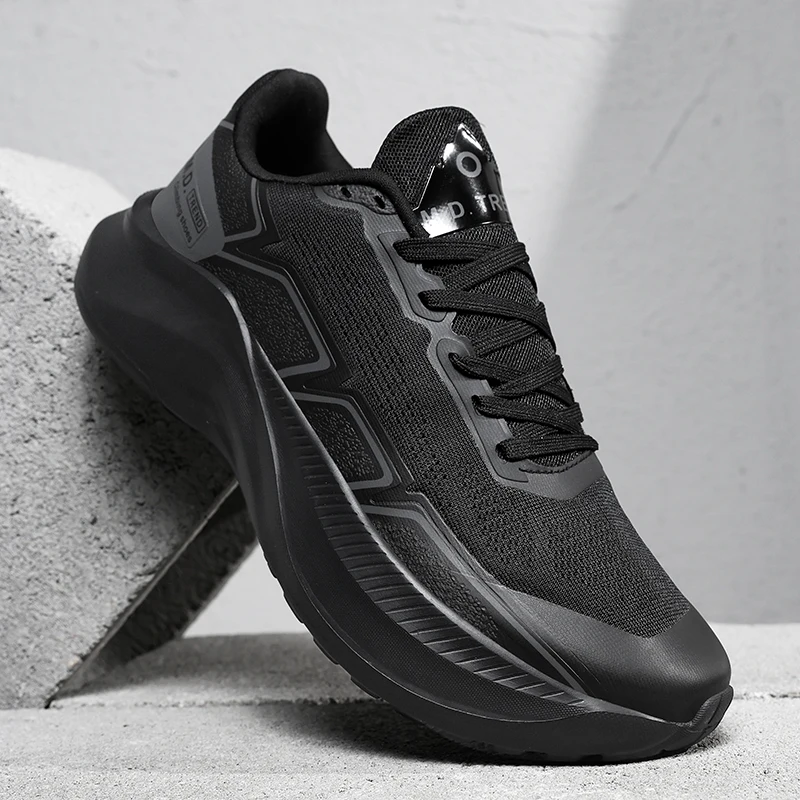

New men's running shoes fashion breathable casual sports shoes outdoor non-slip shock absorption comfortable men's walking shoes