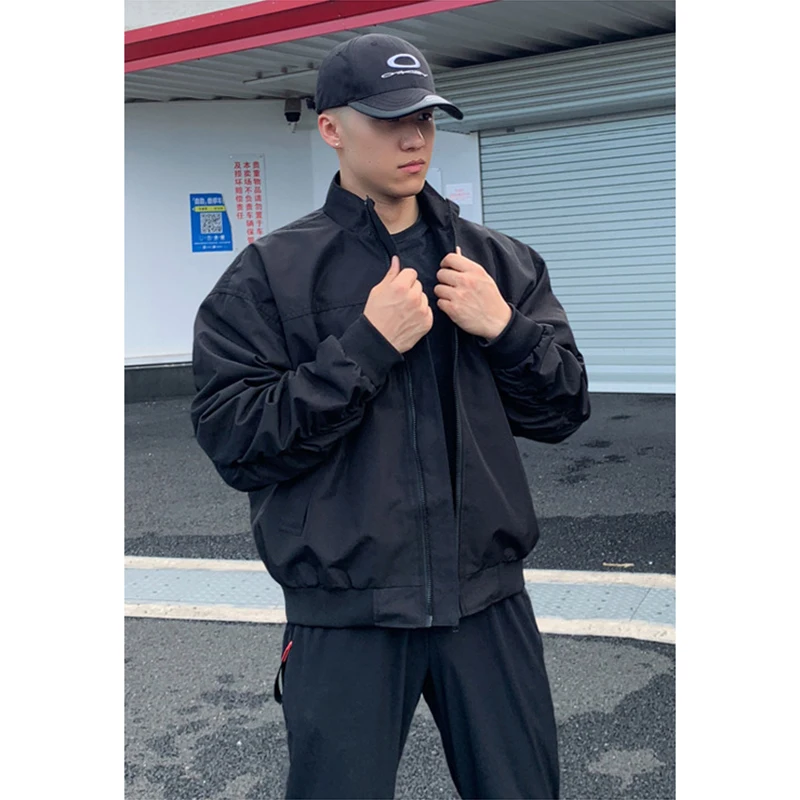 Herenmode Moto Zip Up Jacket Lente Herfst Nieuwe lichtgewicht losse bomberjacks Chique Amerikaanse opstaande kraag Oversized jas