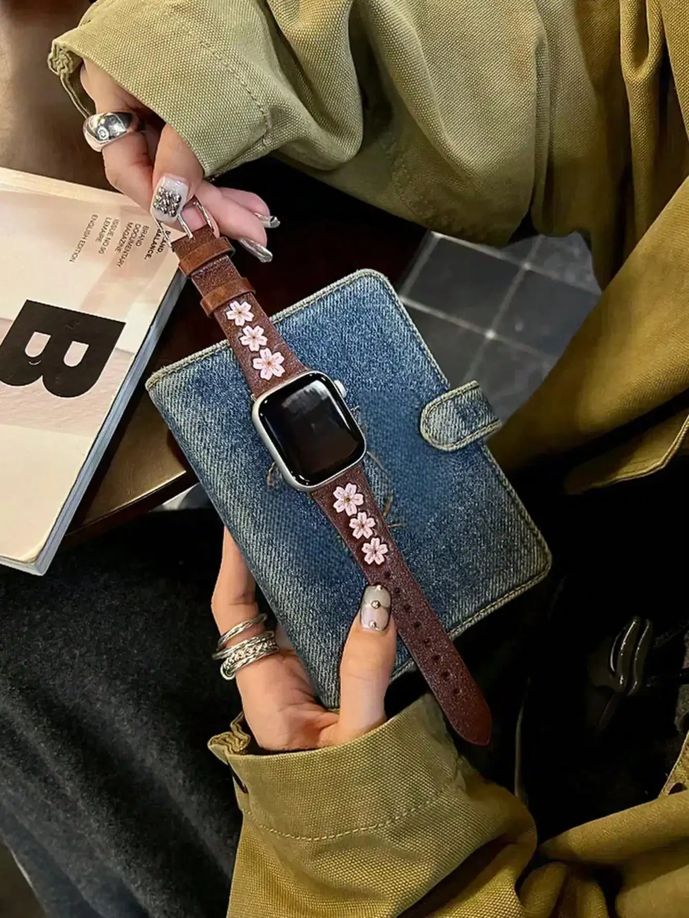 

Leather Strap Compatible With Apple Watch Band Premium Sakura Compatible With Apple Watch Band Compatible With Apple Watch Band 8/9/7/6/5/4/3/2/1 Series, Compatible With Apple Watch Band Ultra40mm 44 41 45 49 42 38mm Women's Fashion Bracelet Accessories,