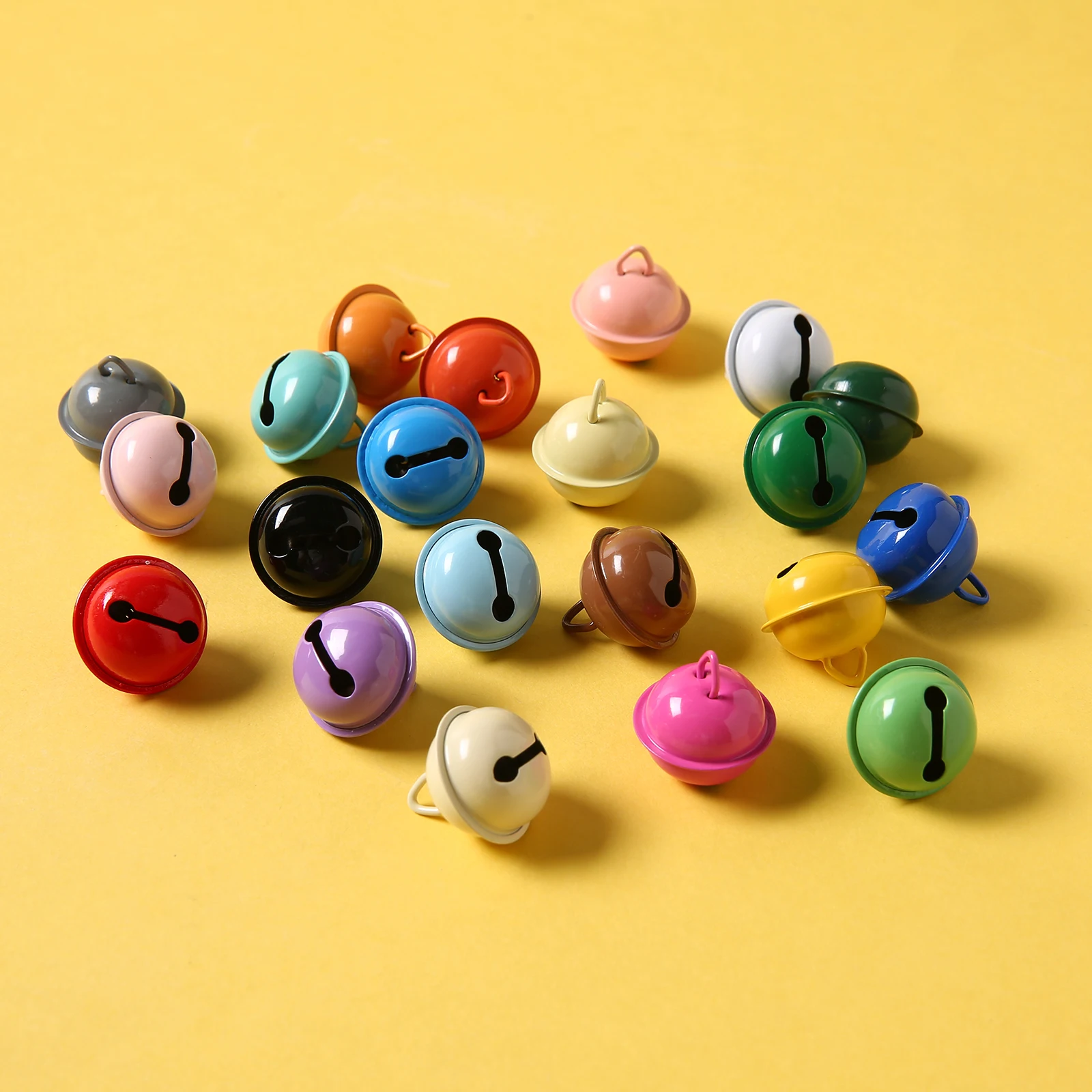 10/50/100PCS 22MM แฟชั่น Bell พวงกุญแจลูกปัด Keyrings จี้สําหรับรถ Key Holder กระเป๋าถือ DIY เครื่องประดับของขวัญน่ารัก