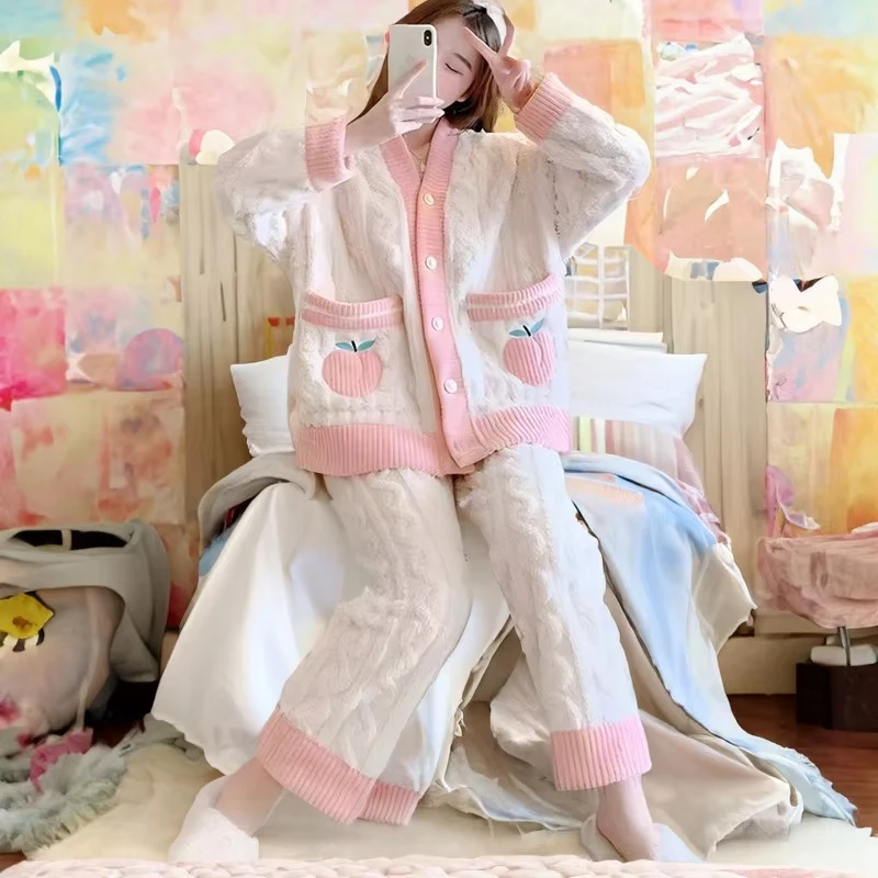 Pyjama épais en flanelle et velours corail fraise, vêtements de maison pour femmes, ensemble de vêtements de nuit à col en v, sa image 5
