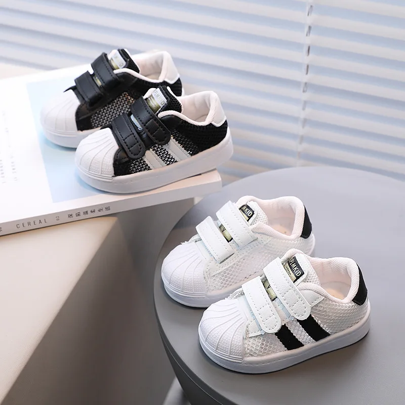 

Детские кроссовки, детская модная дизайнерская белая нескользящая повседневная обувь, дышащие кроссовки с крючками для мальчиков и девочек, уличная обувь для малышей
